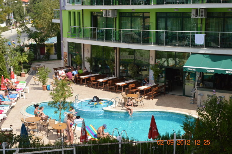 Hotel L&B- Free Parking Солнечный берег Экстерьер фото