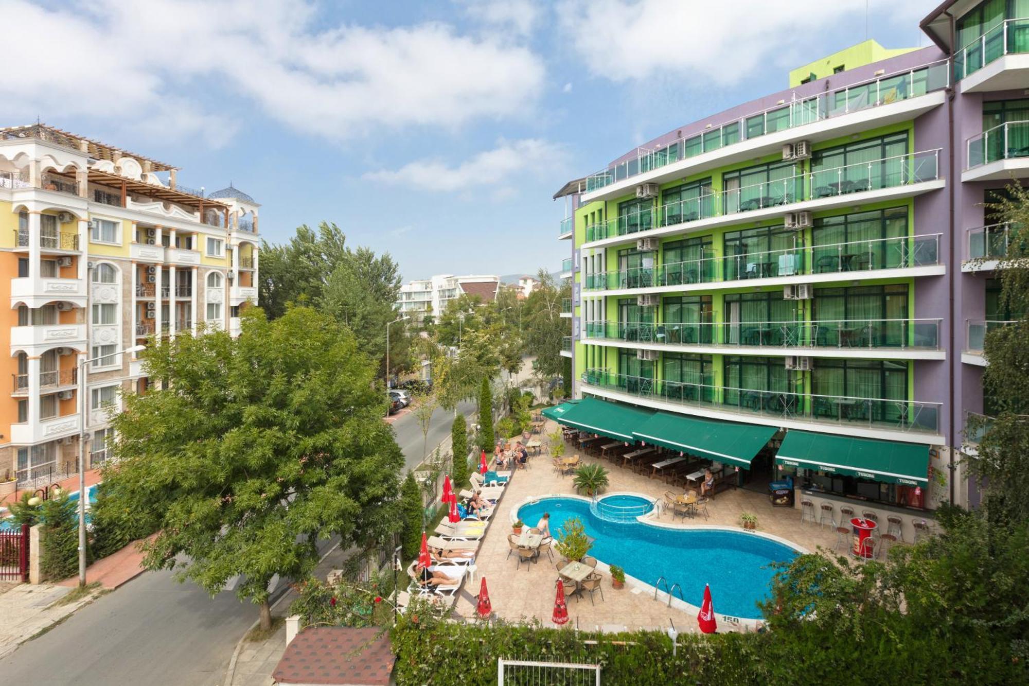 Hotel L&B- Free Parking Солнечный берег Экстерьер фото