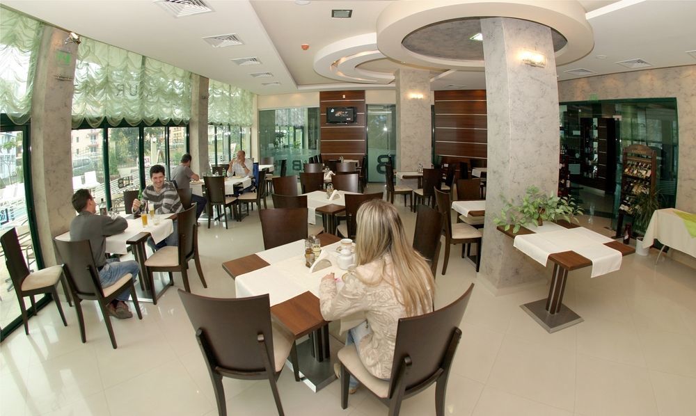 Hotel L&B- Free Parking Солнечный берег Экстерьер фото